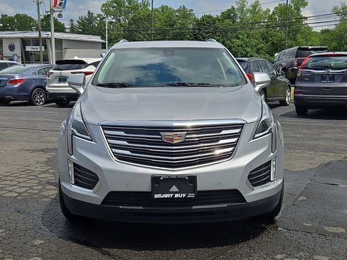 Used 2019 Cadillac XT5 Luxury AWD/4WD image 3