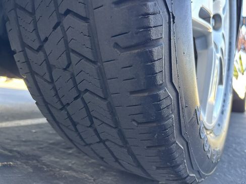 Used 2012 Honda Odyssey Touring Elite image 18