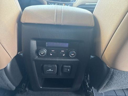 Certified 2023 Chevrolet Traverse Premier w/ LPO, Floor Liner Package image 15