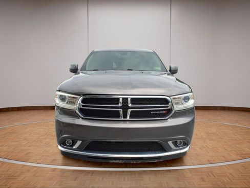 Used 2019 Dodge Durango SXT w/ 3rd Row Seating Group AWD/4WD image 2