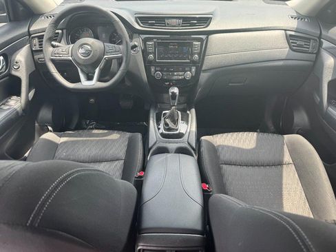 Used 2020 Nissan Rogue SV AWD/4WD image 13