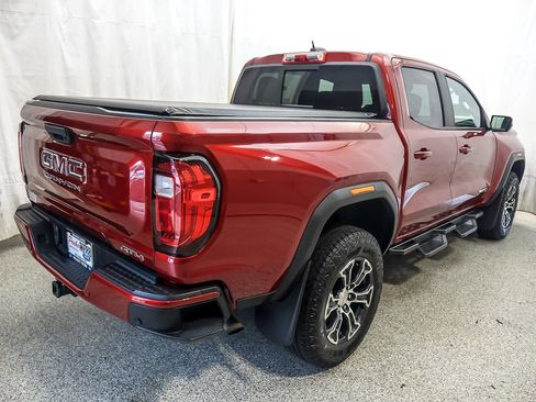 Used 2023 GMC Canyon AT4 w/ AT4 Premium Package AWD/4WD image 8