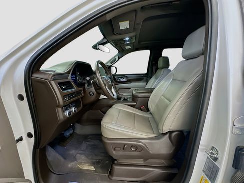 Used 2021 GMC Yukon SLT w/ SLT Premium Package AWD/4WD image 13