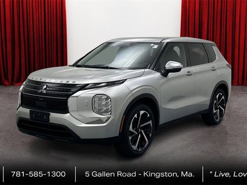 Used 2022 Mitsubishi Outlander ES image 1