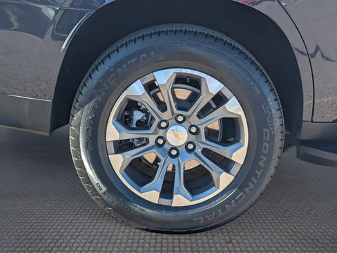 Used 2024 Chevrolet Tahoe LS image 10