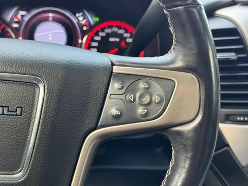 Used 2015 GMC Yukon XL Denali w/ Touring Package AWD/4WD image 28