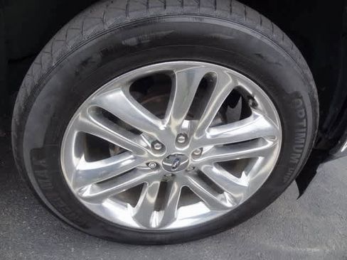 Used 2020 Ford F150 XLT image 14