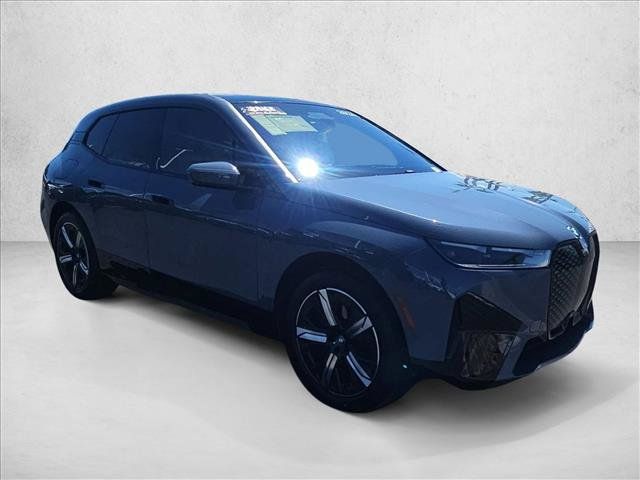 Certified 2024 BMW iX xDrive50 w/ Premium Package AWD/4WD image 3