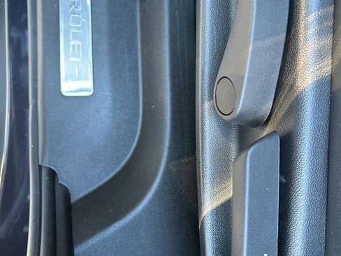 Used 2023 Chevrolet Tahoe LT w/ LT Signature Package image 29