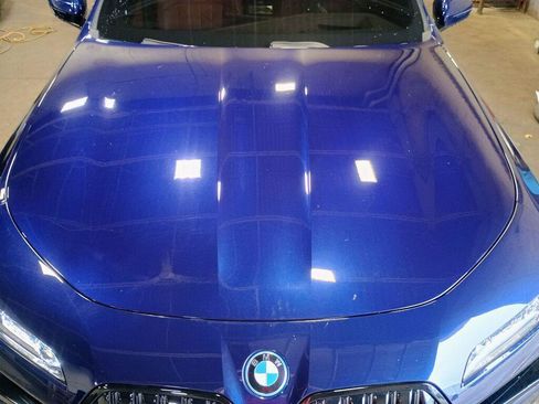 Used 2023 BMW i7 xDrive60 AWD/4WD image 35