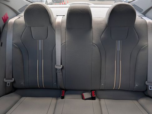 New 2026 Hyundai Elantra Hybrid FWD image 7