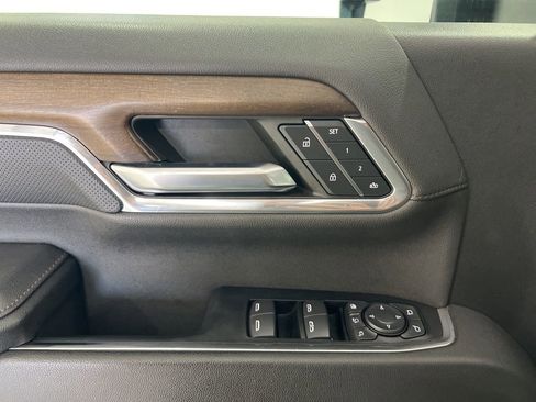 Used 2024 Chevrolet Silverado 3500 High Country image 22