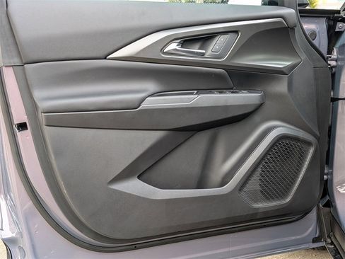 New 2026 Chevrolet Equinox EV LT image 7