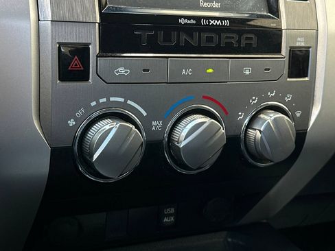 Used 2018 Toyota Tundra SR5 w/ SR5 Upgrade Package image 18