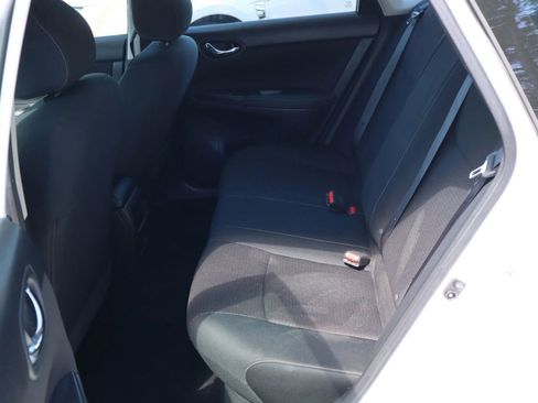 Used 2019 Nissan Sentra S image 11