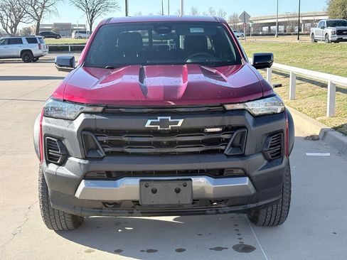 Used 2024 Chevrolet Colorado Trail Boss w/ Technology Package image 2