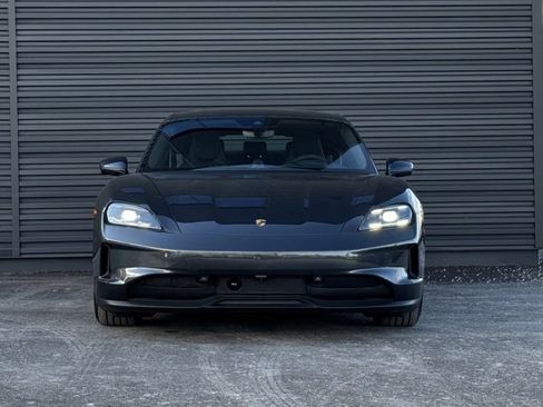 New 2025 Porsche Taycan 4S image 9