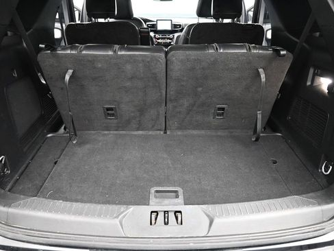 Used 2023 Ford Explorer ST-Line w/ Class IV Trailer Tow Package image 16