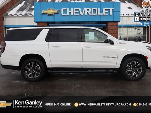 Used 2023 Chevrolet Suburban Z71 w/ Luxury Package image 1