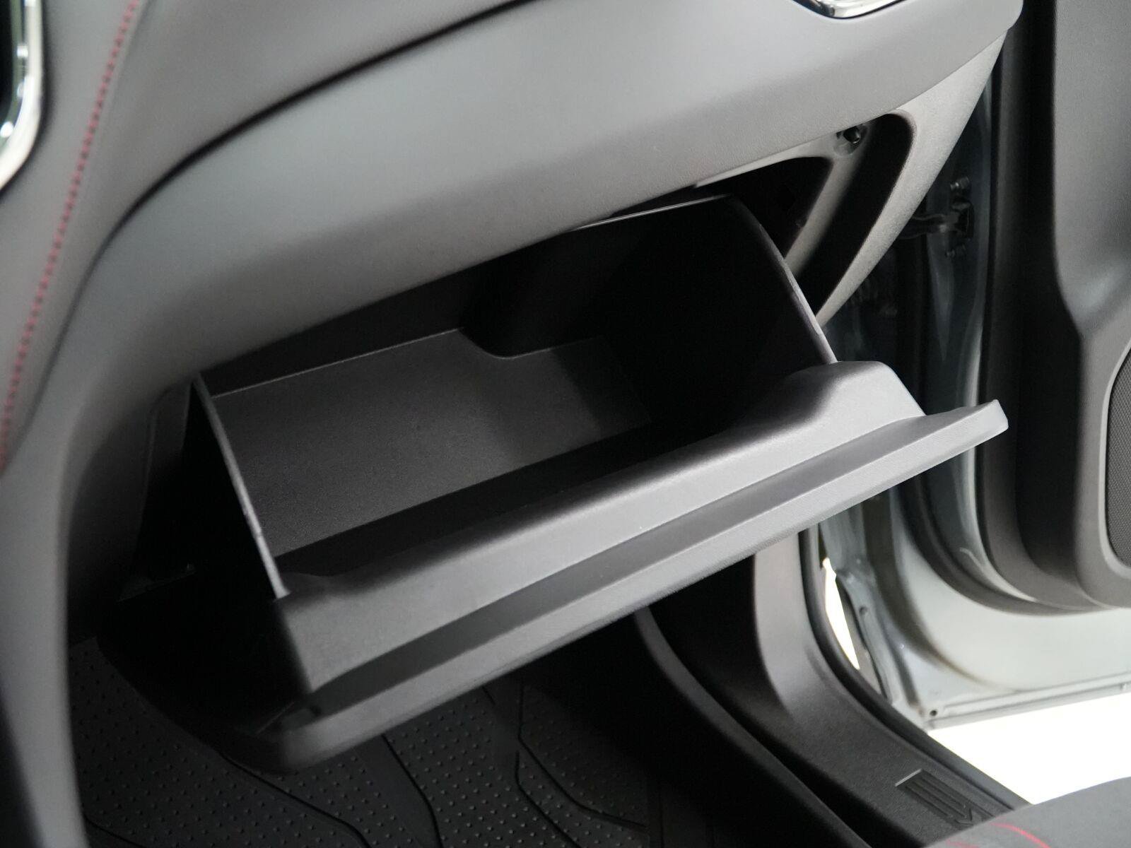 Used 2024 Chevrolet Equinox RS w/ LPO, Floor Liner Package FWD image 21