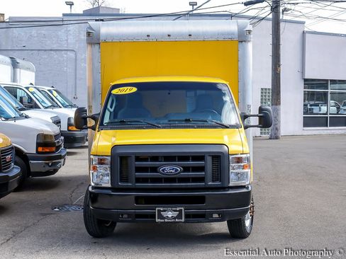 Used 2019 Ford E-350 and Econoline 350 Super Duty image 4