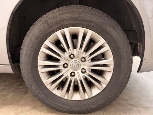 Used 2015 Chrysler Town & Country Touring-L w/ Driver Convenience Group FWD image 13