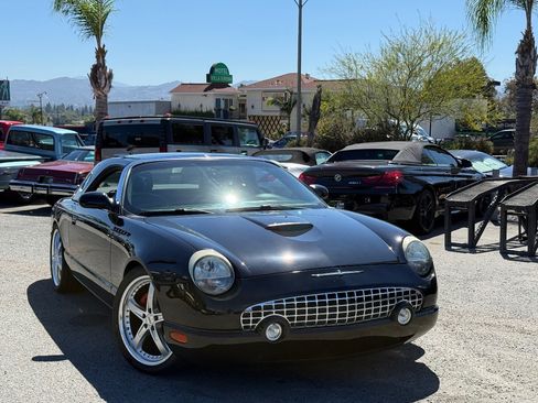 Used 2002 Ford Thunderbird RWD image 4