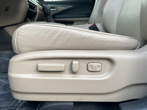 Used 2017 Honda Pilot EX-L image 13