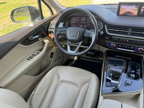 Used 2018 Audi Q7 3.0T Prestige w/ Prestige Package AWD/4WD image 23