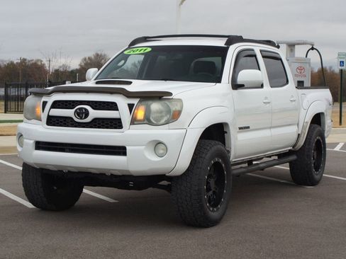 Used 2011 Toyota Tacoma PreRunner image 20