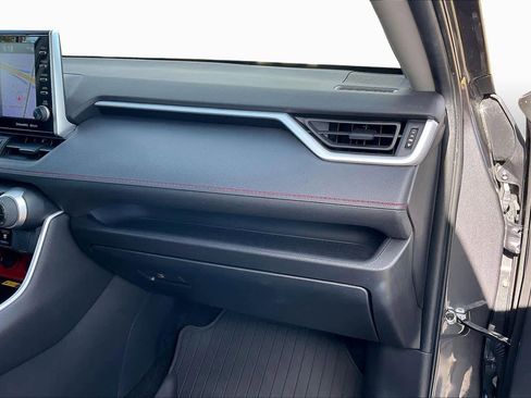 Certified 2022 Toyota RAV4 TRD Off-Road image 19
