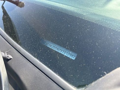 Used 2025 Jeep Compass Trailhawk image 24