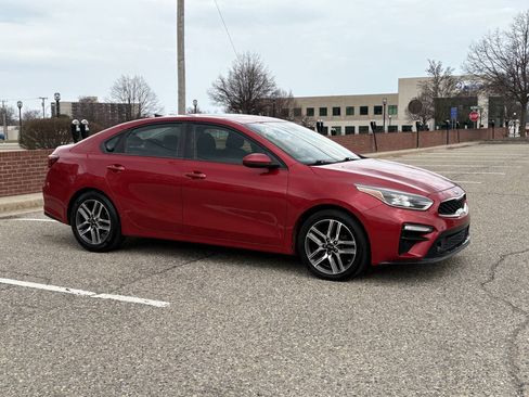 Used 2019 Kia Forte S w/ S Premium Package FWD image 7