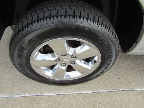 Used 2017 RAM 1500 Lone Star RWD image 11