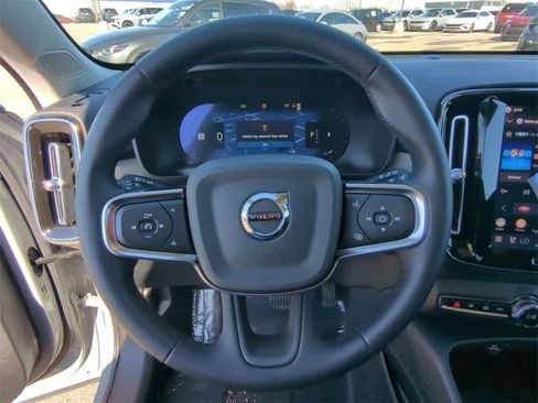 Used 2026 Volvo XC40 B5 Plus w/ Protection Package Premier image 21