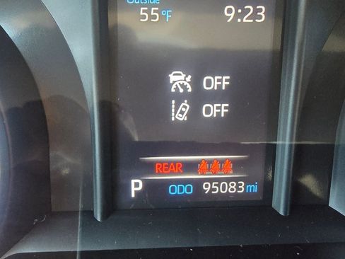 Used 2021 Toyota Venza LE AWD/4WD image 20