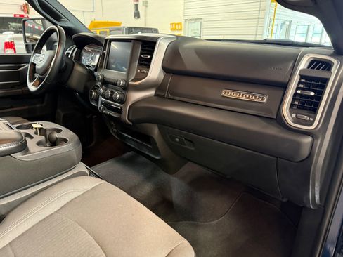 Used 2024 RAM 2500 Big Horn w/ Bed Utility Group AWD/4WD image 8