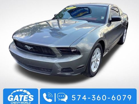 Used 2011 Ford Mustang Coupe w/ Security Pkg RWD image 5
