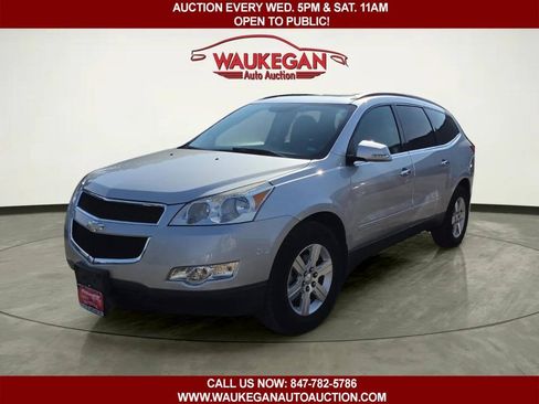 Used 2011 Chevrolet Traverse LT w/ Personal Connectivity Package AWD/4WD image 1