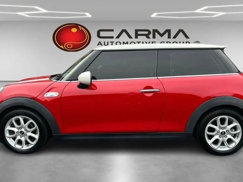 Used 2019 MINI Cooper S FWD image 2