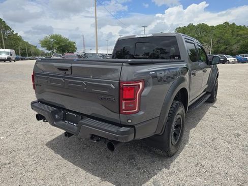 Used 2018 Ford F150 Raptor w/ Equipment Group 802A Luxury AWD/4WD image 3
