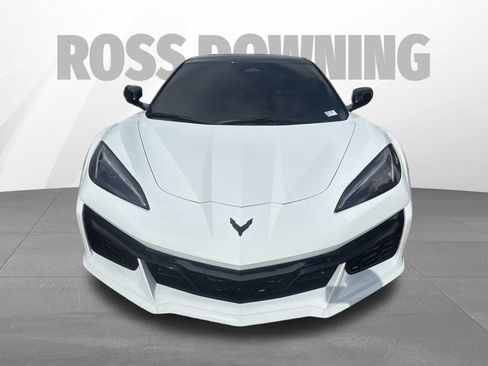 Used 2025 Chevrolet Corvette Z06 RWD image 2