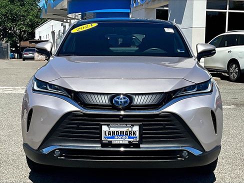 Used 2024 Toyota Venza Limited AWD/4WD image 3