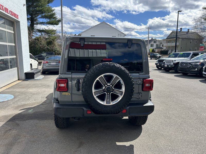 Used 2021 Jeep Wrangler Unlimited Sahara AWD/4WD image 6