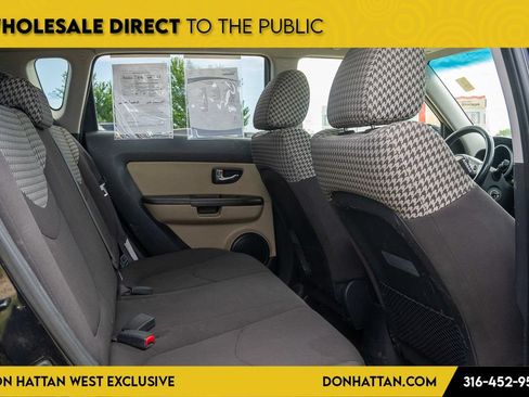 Used 2013 Kia Soul ! FWD image 18