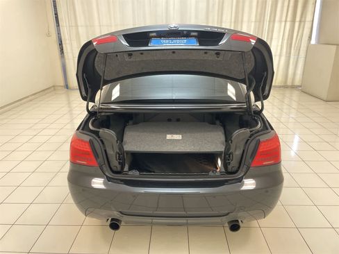 Used 2013 BMW 335i Convertible image 22