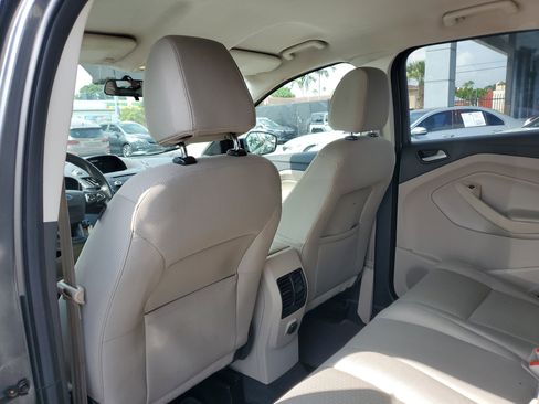 Used 2017 Ford Escape SE image 26