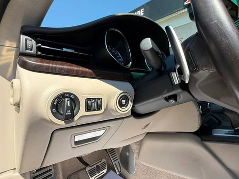 Used 2015 Maserati Quattroporte GTS RWD image 11