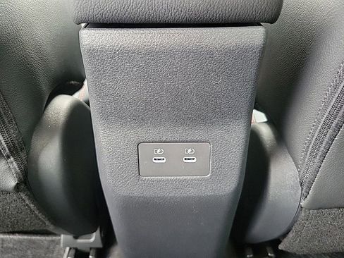 New 2025 Nissan Kicks SR w/ SR Premium Package image 19