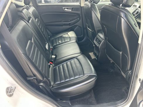 Used 2018 Ford Edge SEL w/ Equipment Group 201A image 18